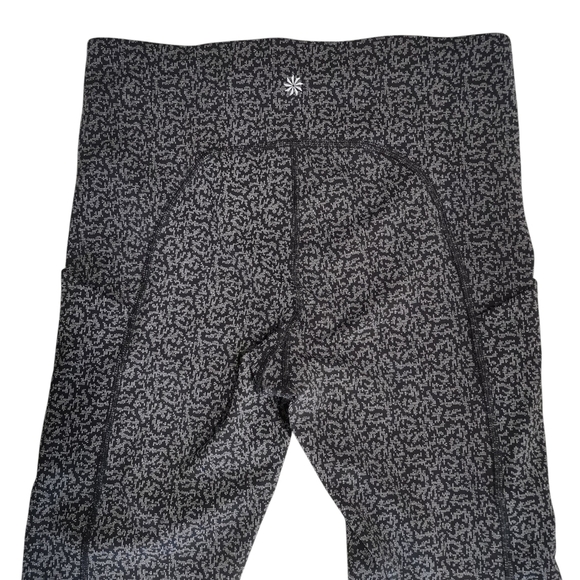 Athleta Ultimate Stash Textured 7/8 Gray Black Pockets High Rise Size M - Picture 5 of 9